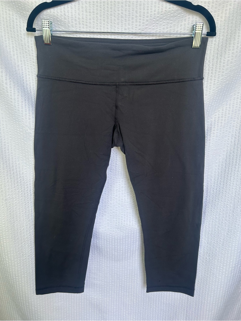 Lululemon Cropped Dark Charcoal Athletic Leggings Size 8